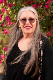 Photo of Julie Bernstein