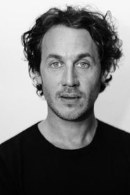 Photo of Dustin Demri-Burns