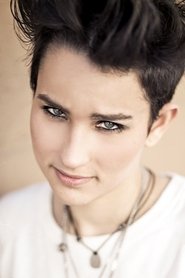 Photo of Bex Taylor-Klaus