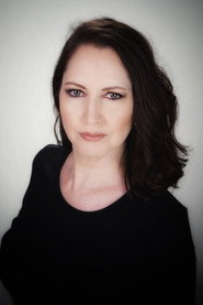 Photo of Julie Nolin