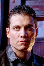 Photo of Holt McCallany