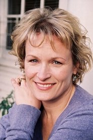 Photo of Elizabeth Dennehy