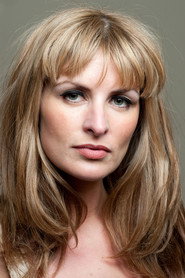 Photo of Lesley Harcourt