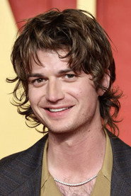 Photo of Joe Keery