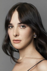 Photo of Hari Nef