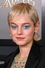 Photo of Emma Corrin