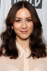 Фото: Troian Bellisario