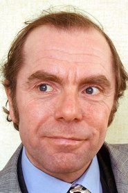 Photo of Angus Lennie