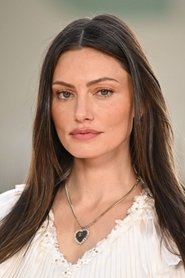 Фото: Phoebe Tonkin
