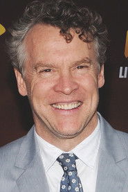 Photo of Tate Donovan