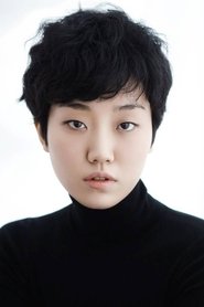 Photo of Lee Zoo-young
